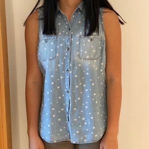 Sleeveless denim jean shirt